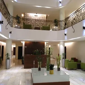 تحقق من التوفر