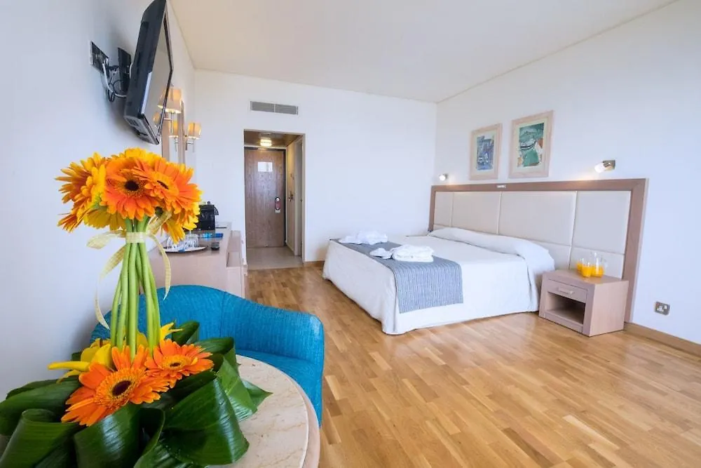 The Golden Coast Beach Hotel Pernera